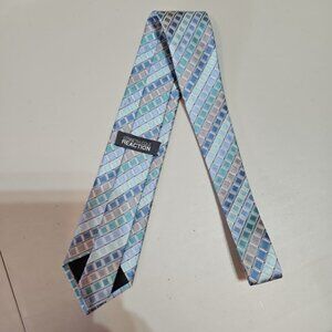 Tie